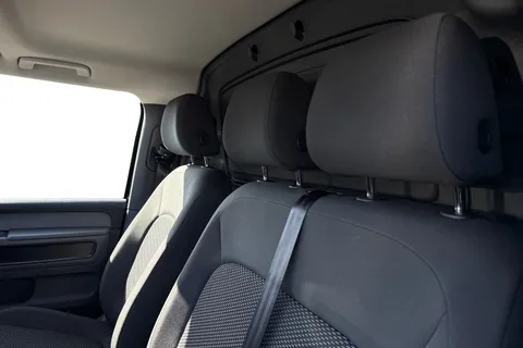 MF75FUB Volkswagen Id. Buzz Cargo 125kW Commerce 59kWh Auto Thumbnail #11