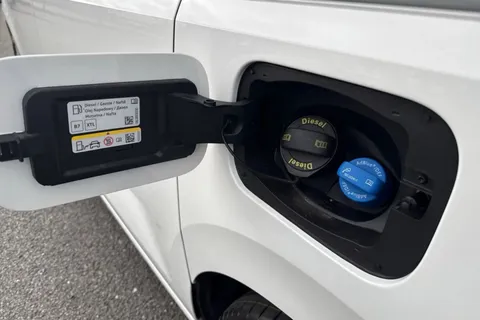 DG26BSU Volkswagen California Ocean T7 SWB 150 PS DSG - 19' Wheels /Del Mileage Thumbnail #25