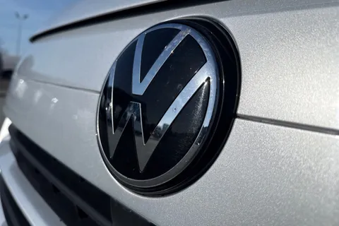 DG75BWK Volkswagen Transporter 2.0 TDI 110 Commerce Pro Van Thumbnail #29