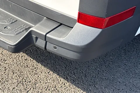 ML74TYV Volkswagen Crafter 2.0 TDI 140PS Commerce Plus High Roof Van Thumbnail #28