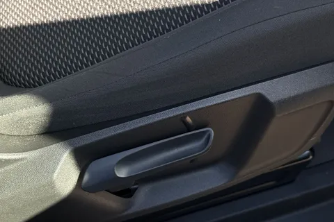 MF25JTZ Volkswagen Id. Buzz Cargo 210kW Commerce 79kWh Auto Thumbnail #32