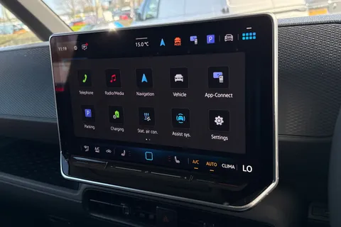 MF75FUB Volkswagen Id. Buzz Cargo 125kW Commerce 59kWh Auto Thumbnail #35