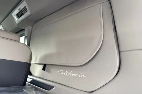 DG26BSU Volkswagen California Ocean T7 SWB 150 PS DSG - 19' Wheels /Del Mileage Thumbnail #35