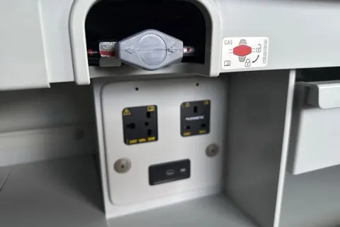 DG26BSU Volkswagen California Ocean T7 SWB 150 PS DSG - 19' Wheels /Del Mileage Thumbnail #40