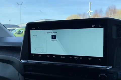 DG75BWK Volkswagen Transporter 2.0 TDI 110 Commerce Pro Van Thumbnail #49