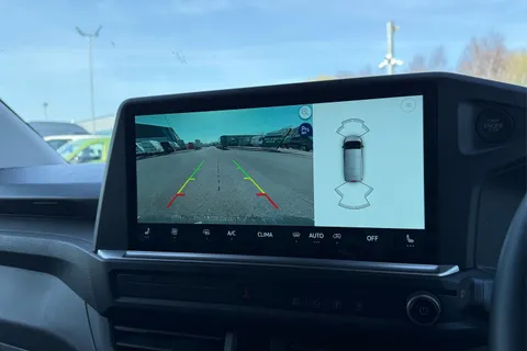 DG75BWK Volkswagen Transporter 2.0 TDI 110 Commerce Pro Van Thumbnail #53