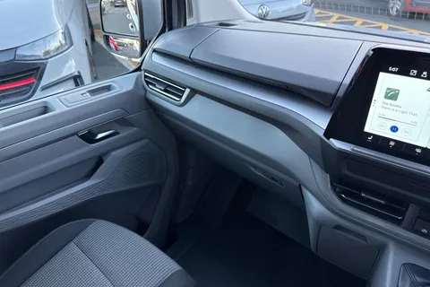 BV75OBW Volkswagen Transporter 2.0 TDI 110 Commerce Pro Van Thumbnail #19