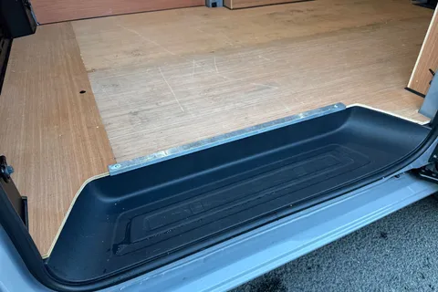 BV75OBW Volkswagen Transporter 2.0 TDI 110 Commerce Pro Van Thumbnail #39