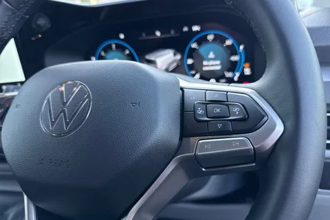 BV75OBW Volkswagen Transporter 2.0 TDI 110 Commerce Pro Van Thumbnail #44