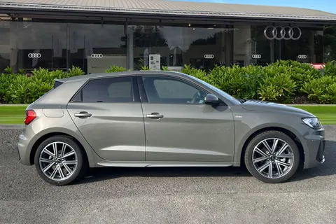 DG25WYS Audi A1 S line 30 TFSI  116 PS S tronic Thumbnail #4