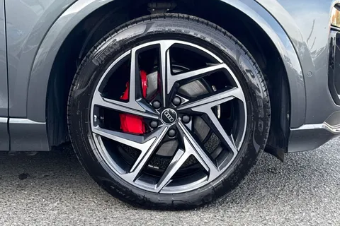 KO25XXG Audi Q6 E-Tron Q6 SUV Edition 1 e-tron quattro 285,00 kW Thumbnail #12