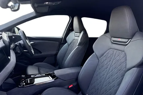 KO25XXG Audi Q6 E-Tron Q6 SUV Edition 1 e-tron quattro 285,00 kW Thumbnail #17