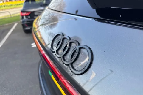 KO25XXG Audi Q6 E-Tron Q6 SUV Edition 1 e-tron quattro 285,00 kW Thumbnail #35