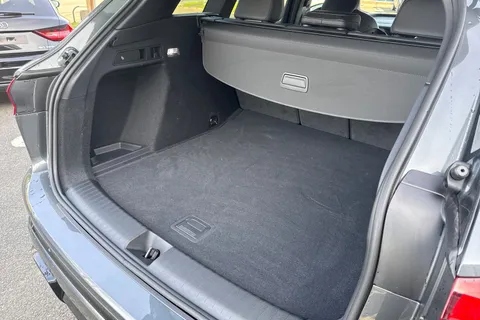 KO25XXG Audi Q6 E-Tron Q6 SUV Edition 1 e-tron quattro 285,00 kW Thumbnail #37