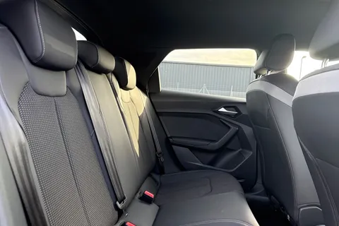 DG25WYS Audi A1 S line 30 TFSI  116 PS S tronic Thumbnail #39