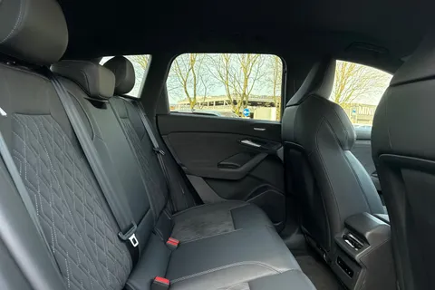 KO25XXG Audi Q6 E-Tron Q6 SUV Edition 1 e-tron quattro 285,00 kW Thumbnail #39