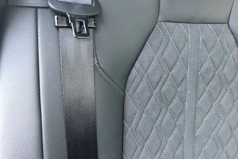 KO25XXG Audi Q6 E-Tron Q6 SUV Edition 1 e-tron quattro 285,00 kW Thumbnail #42