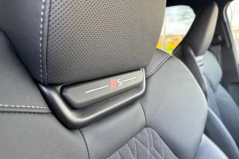 KO25XXG Audi Q6 E-Tron Q6 SUV Edition 1 e-tron quattro 285,00 kW Thumbnail #46