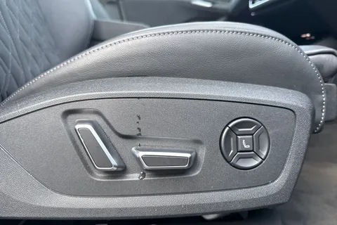 KO25XXG Audi Q6 E-Tron Q6 SUV Edition 1 e-tron quattro 285,00 kW Thumbnail #47