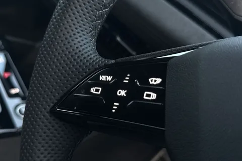 KO25XXG Audi Q6 E-Tron Q6 SUV Edition 1 e-tron quattro 285,00 kW Thumbnail #50