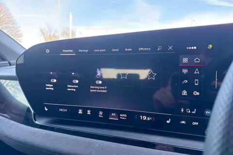 KO25XXG Audi Q6 E-Tron Q6 SUV Edition 1 e-tron quattro 285,00 kW Thumbnail #56