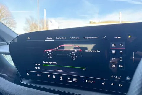 KO25XXG Audi Q6 E-Tron Q6 SUV Edition 1 e-tron quattro 285,00 kW Thumbnail #59