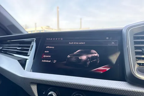 DG25WYS Audi A1 S line 30 TFSI  116 PS S tronic Thumbnail #58