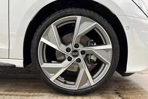 KJ25SUA Audi A3 Sportback Black Edition TFSI 150 PS S tronic Thumbnail #5