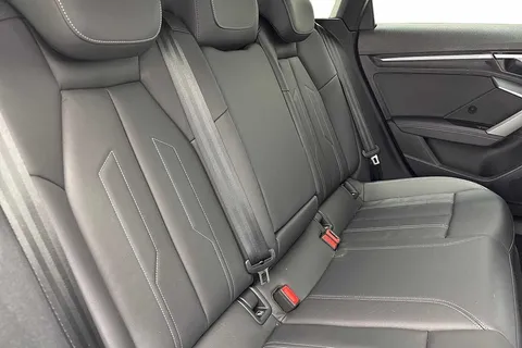 KJ25SUA Audi A3 Sportback Black Edition TFSI 150 PS S tronic Thumbnail #9