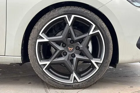 KT75RYX CUPRA Leon 1.5 eTSI 150 V2 5dr DSG Thumbnail #5