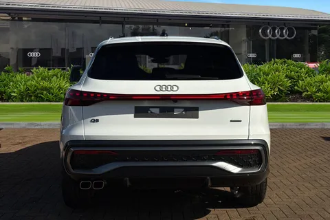 Audi Q5 2.0 TDI S line S Tronic quattro Euro 6 (s/s) 5dr Thumbnail #5