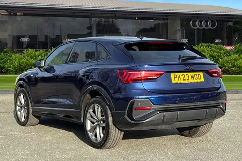 PK23WOD Audi Q3 Black Edition 35 TFSI  150 PS S tronic Thumbnail #3