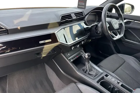 PK23WOD Audi Q3 Black Edition 35 TFSI  150 PS S tronic Thumbnail #16