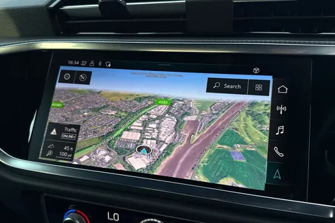 PK23WOD Audi Q3 Black Edition 35 TFSI  150 PS S tronic Thumbnail #18