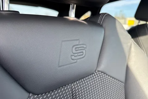 PK23WOD Audi Q3 Black Edition 35 TFSI  150 PS S tronic Thumbnail #26