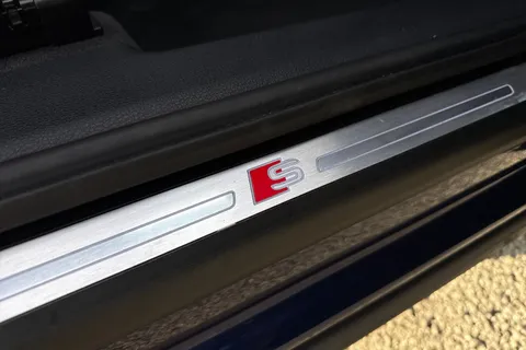 PK23WOD Audi Q3 Black Edition 35 TFSI  150 PS S tronic Thumbnail #28