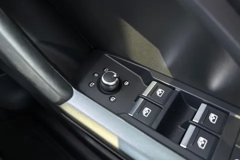 PK23WOD Audi Q3 Black Edition 35 TFSI  150 PS S tronic Thumbnail #39