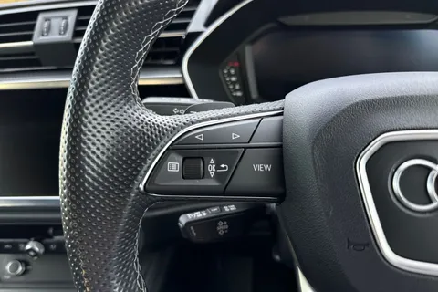 PK23WOD Audi Q3 Black Edition 35 TFSI  150 PS S tronic Thumbnail #42