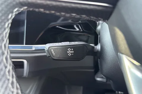 PK23WOD Audi Q3 Black Edition 35 TFSI  150 PS S tronic Thumbnail #46