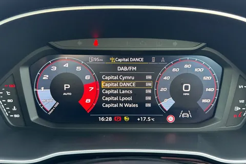 PK23WOD Audi Q3 Black Edition 35 TFSI  150 PS S tronic Thumbnail #48