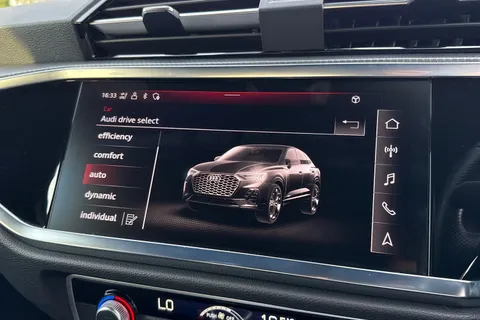 PK23WOD Audi Q3 Black Edition 35 TFSI  150 PS S tronic Thumbnail #54