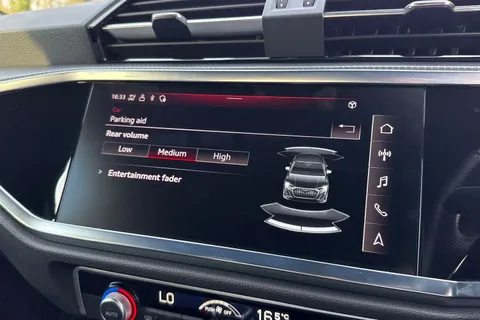 PK23WOD Audi Q3 Black Edition 35 TFSI  150 PS S tronic Thumbnail #55