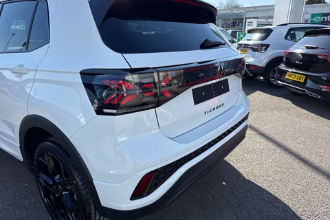  Volkswagen T-Cross 1.0 TSI Black Edition Euro 6 (s/s) 5dr Thumbnail #8