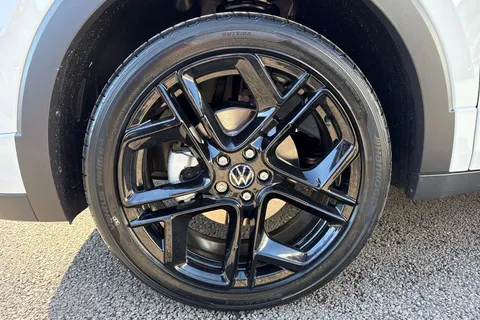  Volkswagen T-Cross 1.0 TSI Black Edition Euro 6 (s/s) 5dr Thumbnail #11