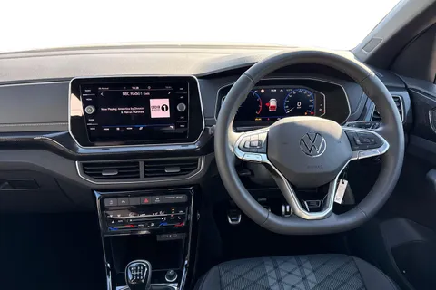  Volkswagen T-Cross 1.0 TSI Black Edition Euro 6 (s/s) 5dr Thumbnail #18