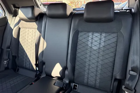  Volkswagen T-Cross 1.0 TSI Black Edition Euro 6 (s/s) 5dr Thumbnail #19