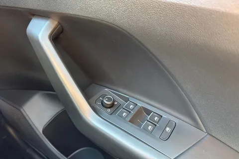  Volkswagen T-Cross 1.0 TSI Black Edition Euro 6 (s/s) 5dr Thumbnail #21