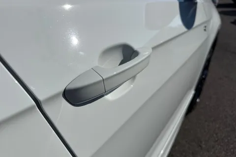  Volkswagen T-Cross 1.0 TSI Black Edition Euro 6 (s/s) 5dr Thumbnail #28