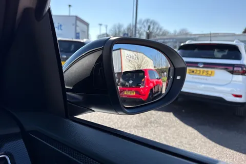  Volkswagen T-Cross 1.0 TSI Black Edition Euro 6 (s/s) 5dr Thumbnail #38