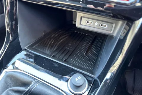  Volkswagen T-Cross 1.0 TSI Black Edition Euro 6 (s/s) 5dr Thumbnail #39